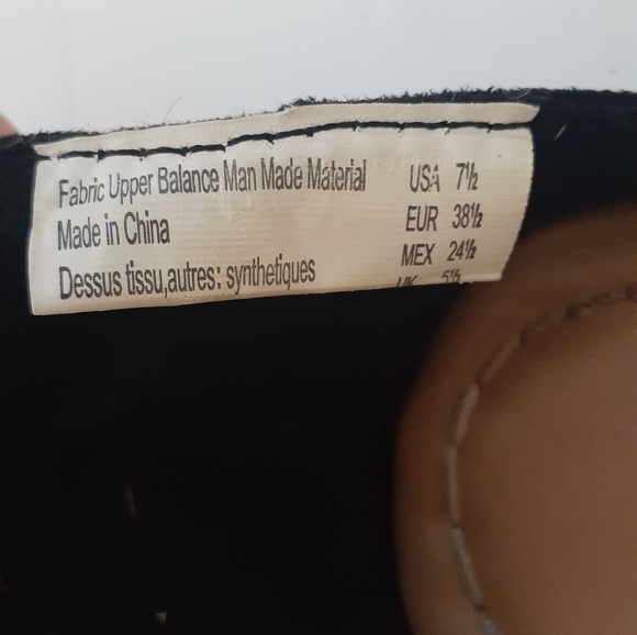 Womens' American Eagle gladiator-style sandals - size 7.5. - Picture 4 of 4